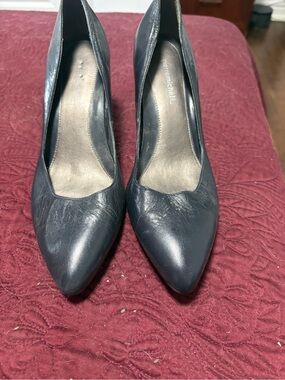 Rachel Black Pointed-Toe Leather Pumps